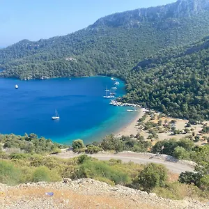 Airport Blue Eye Apartment: Convenient Stopover Dalaman